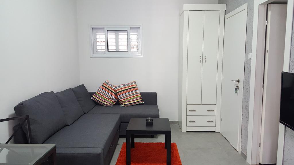 Studio Masaryk Apartment Bat Yam Bagian luar foto